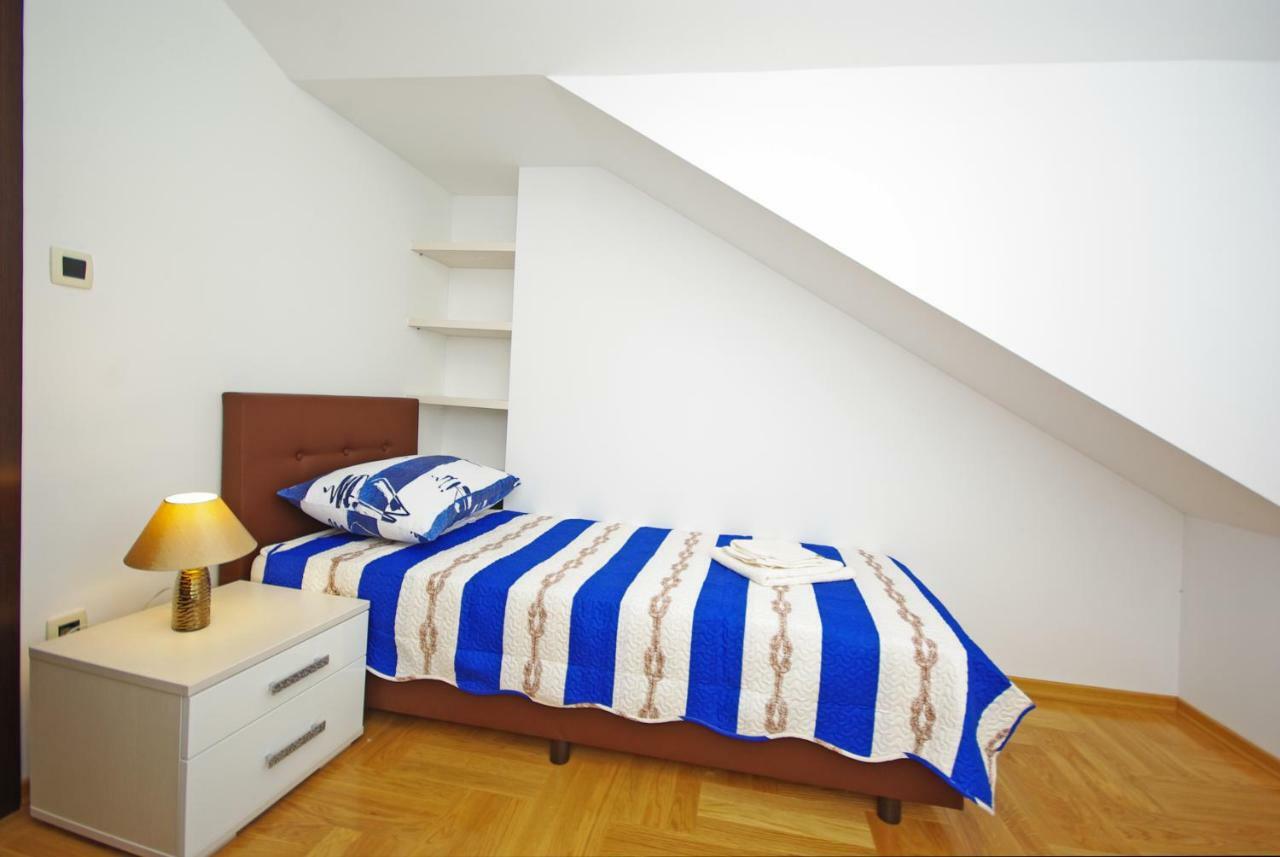 Apartment Jasika *